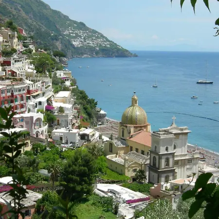 Venus فندق مبيت وإفطار 4*