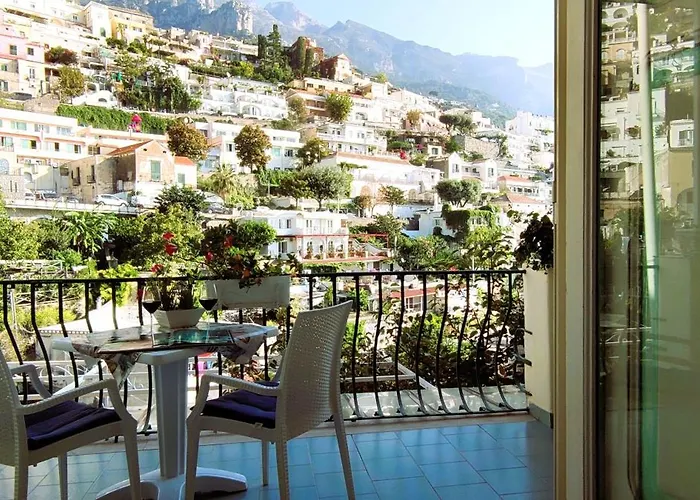 Venus Bed & Breakfast 4*