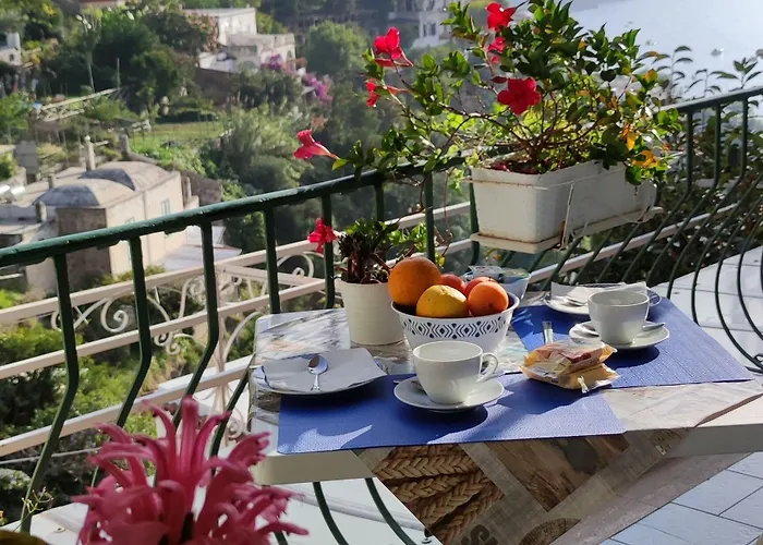 Venus Bed & Breakfast 4*