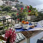 Venus Couette-café 4*